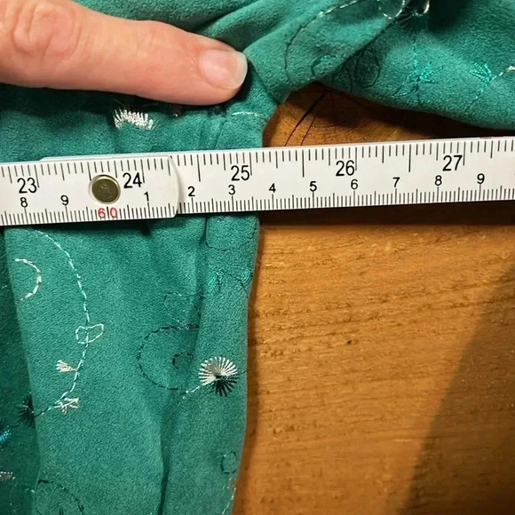 Studio Works Women button down soft top 2X Polyester embroidered business casual - Picture 2 of 8